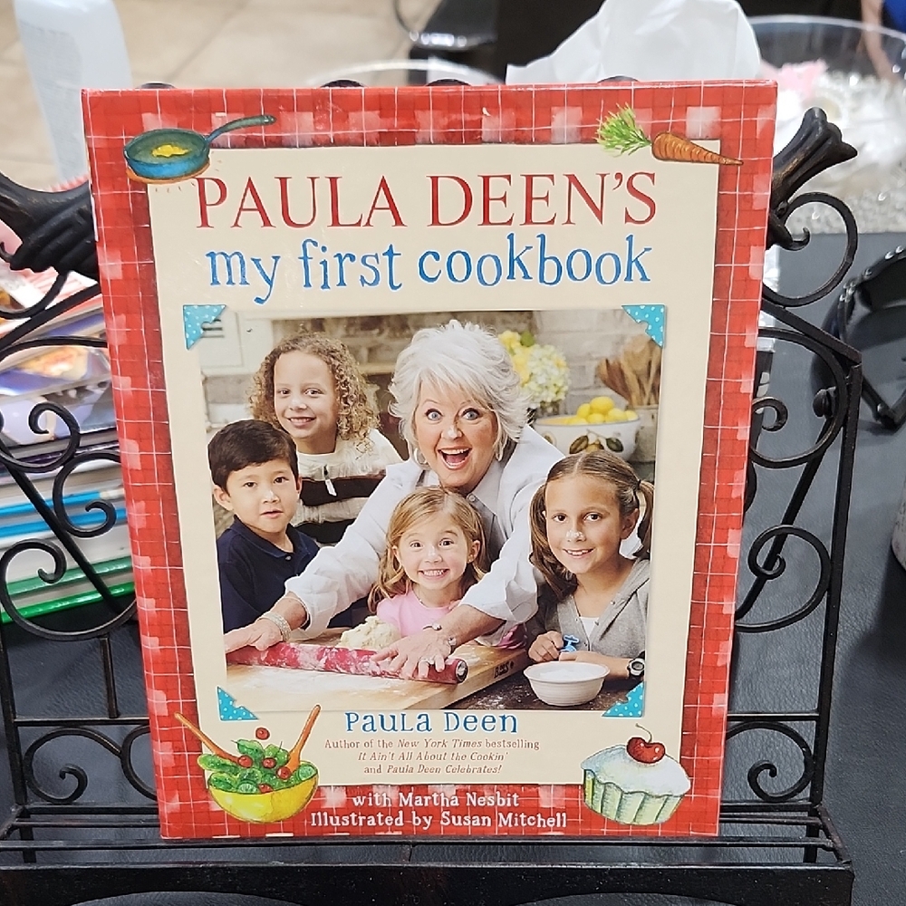 PAULA DEEN'S MY FIRST COOKBOOK